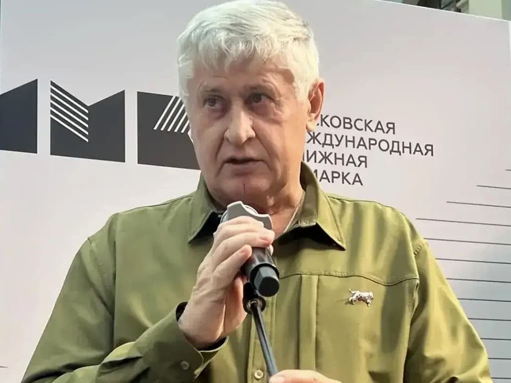 «Вече»: первые 35