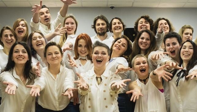 Ольга Олейникова и хор «Sunny Side Singers»