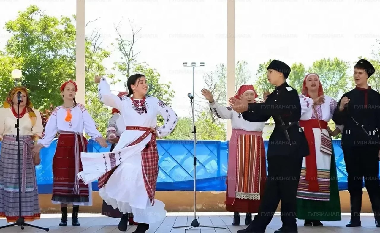 «Казачьему роду нет переводу» — концерт в Анапской!