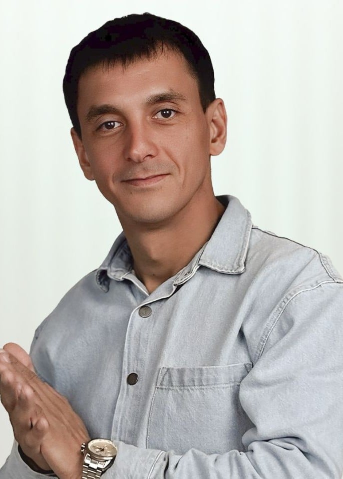 Рустам Асадуллин