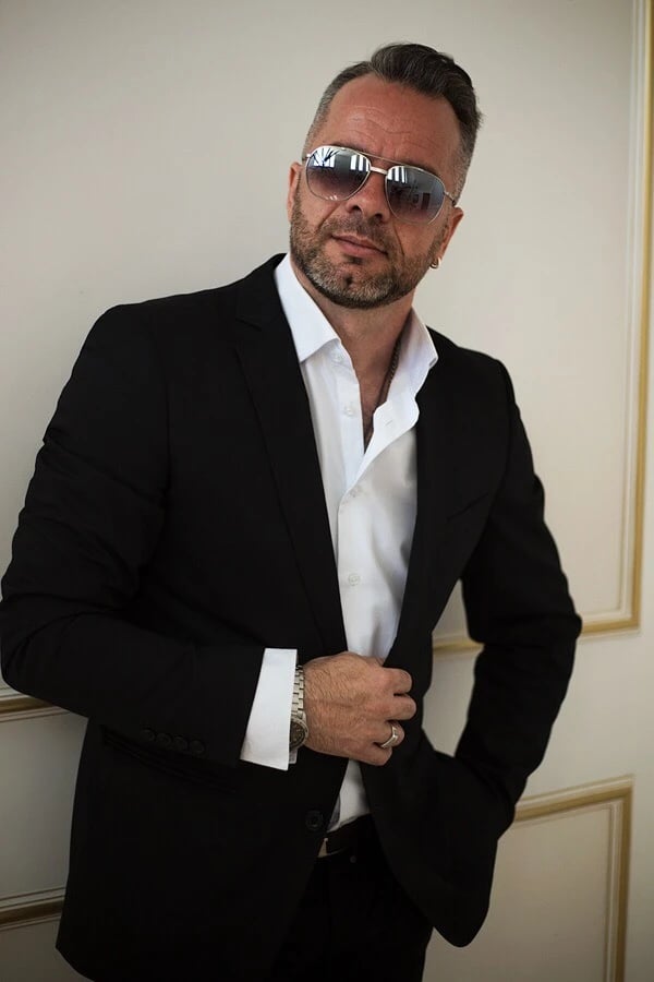 Виктор Кобзев