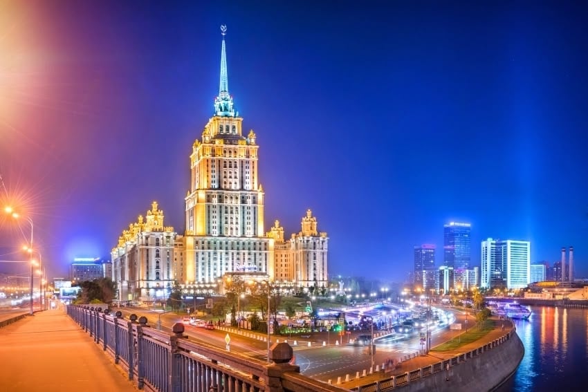 Огни вечерней Москвы