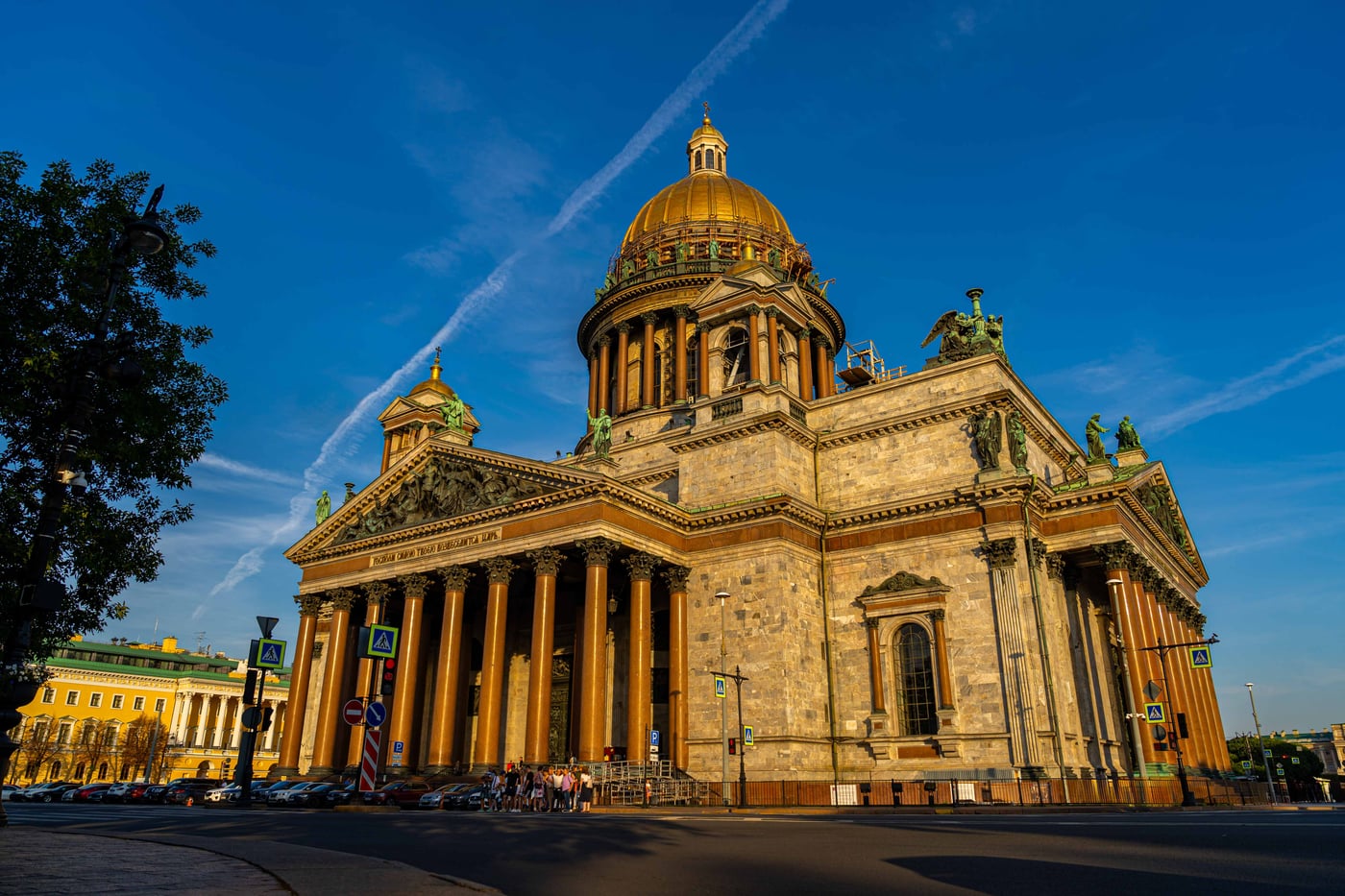 Обзорная экскурсия по Петербургу, колоннада Исаакиевского собора
