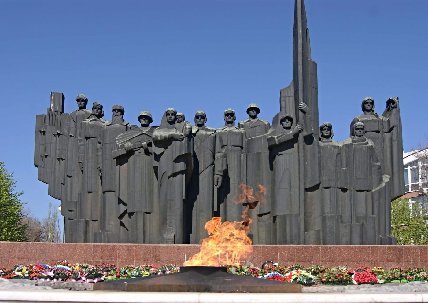 «Какие тайны сокрыты в памятниках нашего города?»