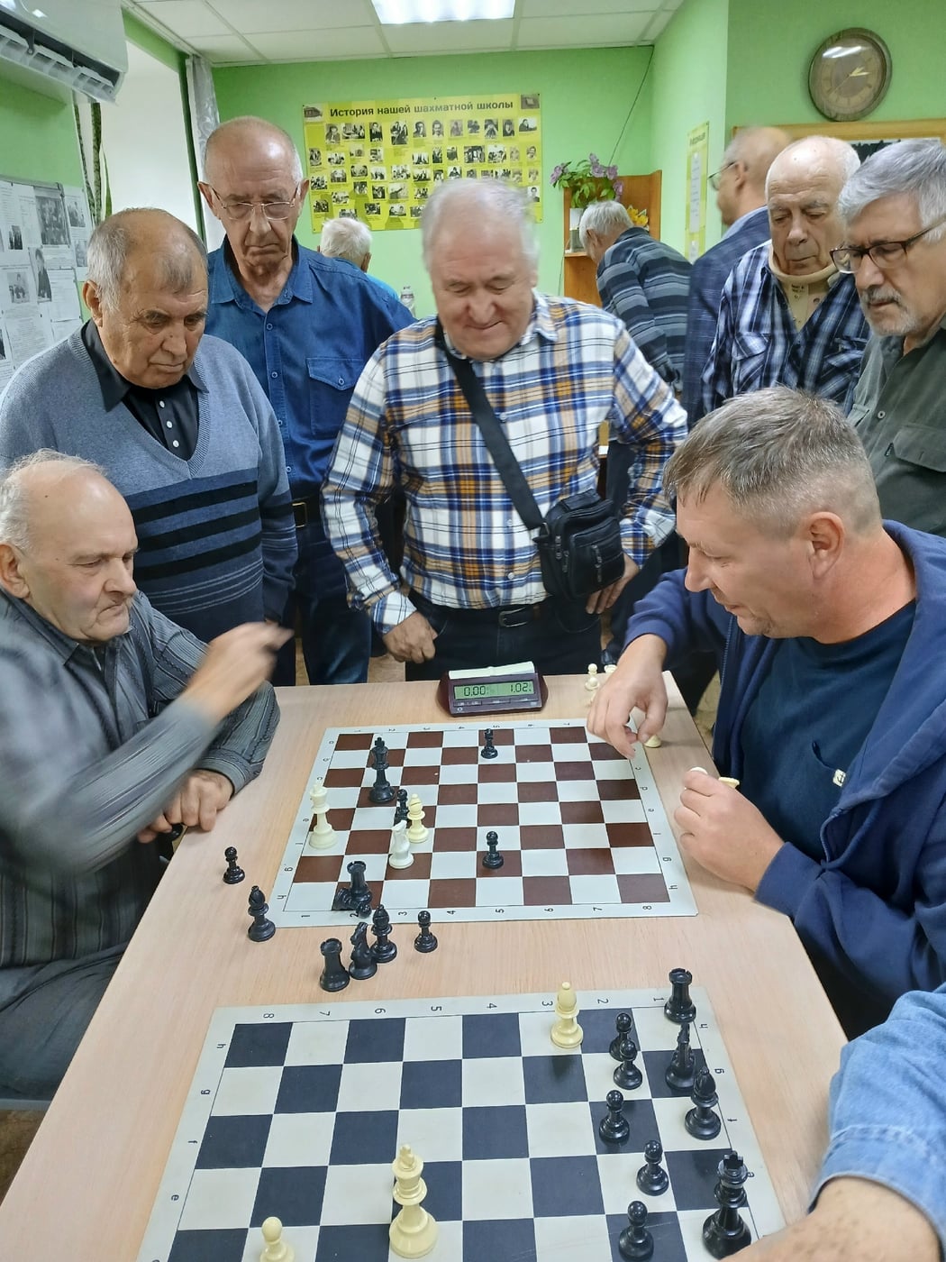 Завтра, 17 октября, в 14.00 на Масленникова 23 играем в блиц (5+0)