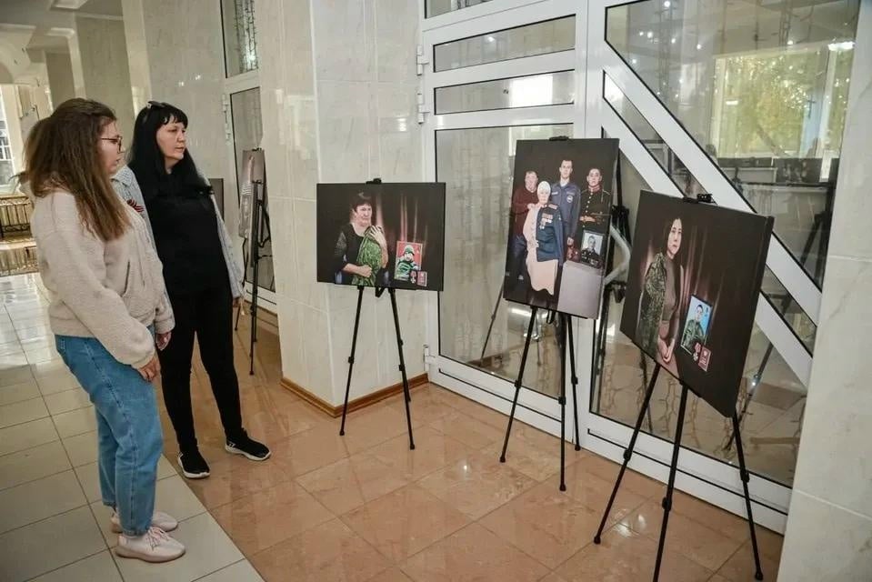 Выставка «Отцовская гордость — солдатская доблесть»