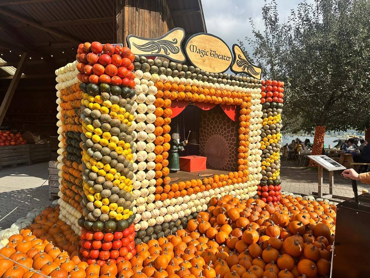 OKTOBERFEST в «Глории»!