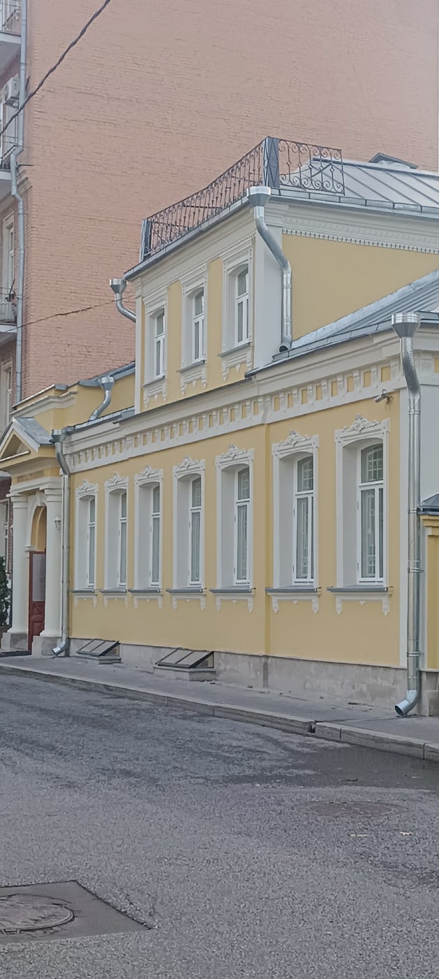 Выставка «Крепостные самородки. Между двух миров»