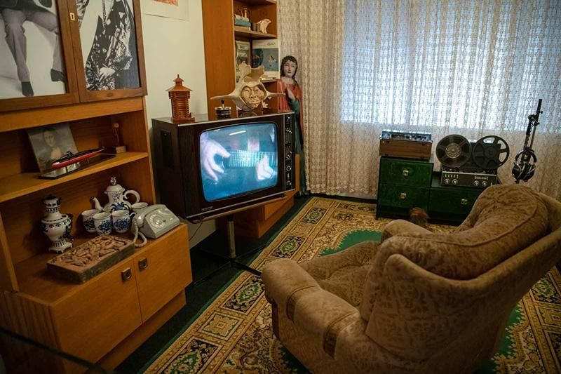 Документальный фильм «Золотой век»