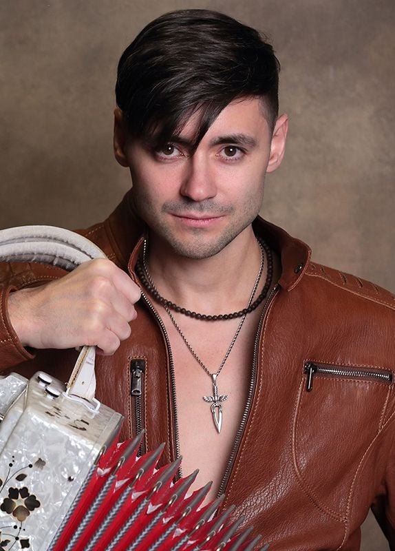 Дмитрий Иващенко