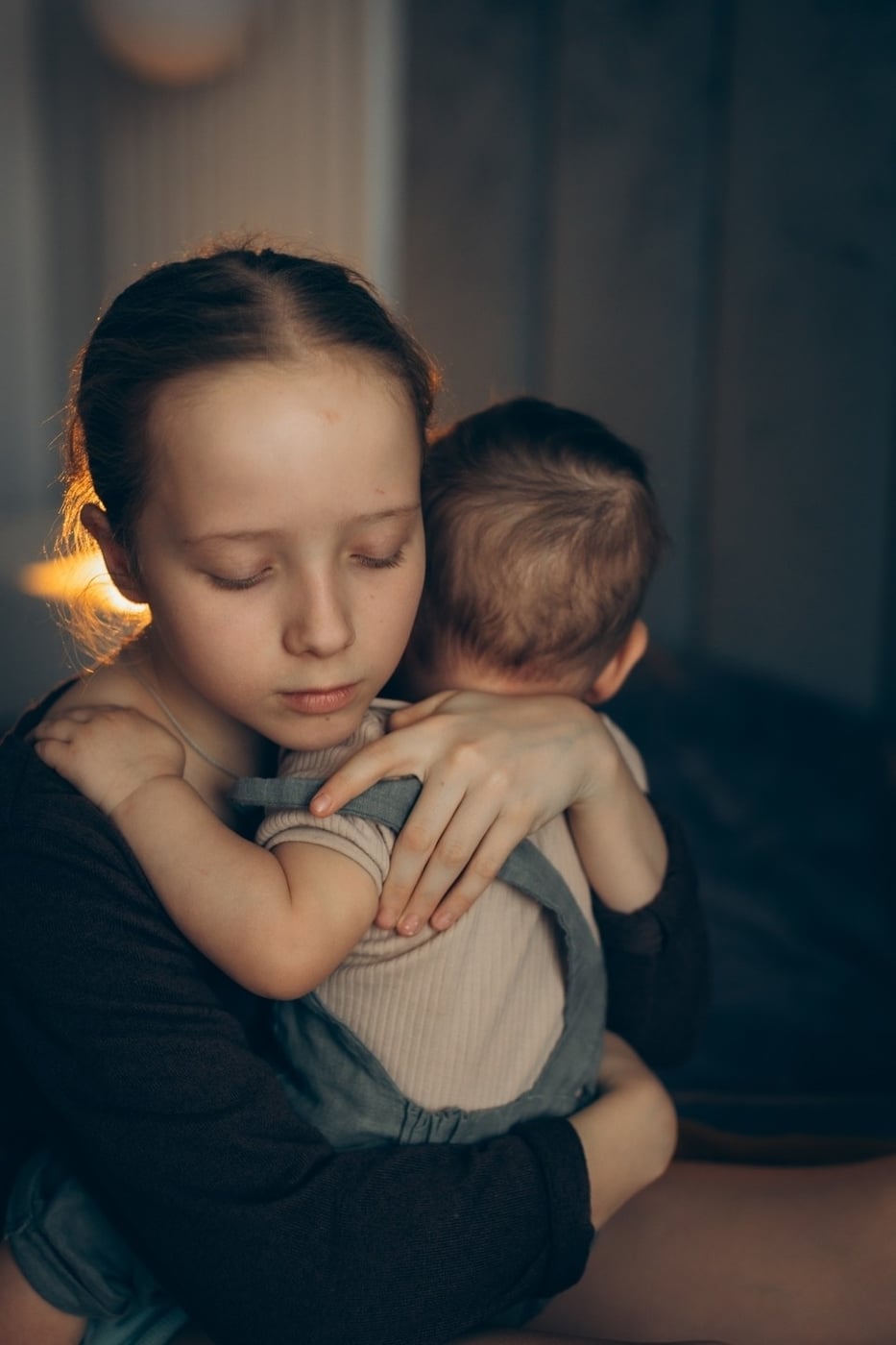 Выставка «РОДНЫЕ» продолжает работу в Артэтаж