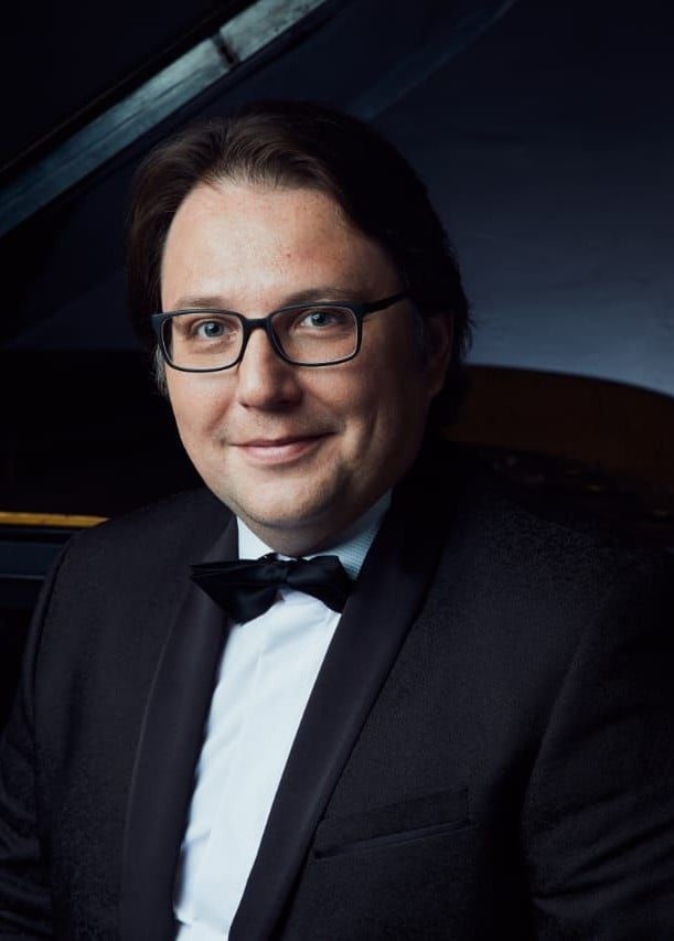 Евгений Изотов
