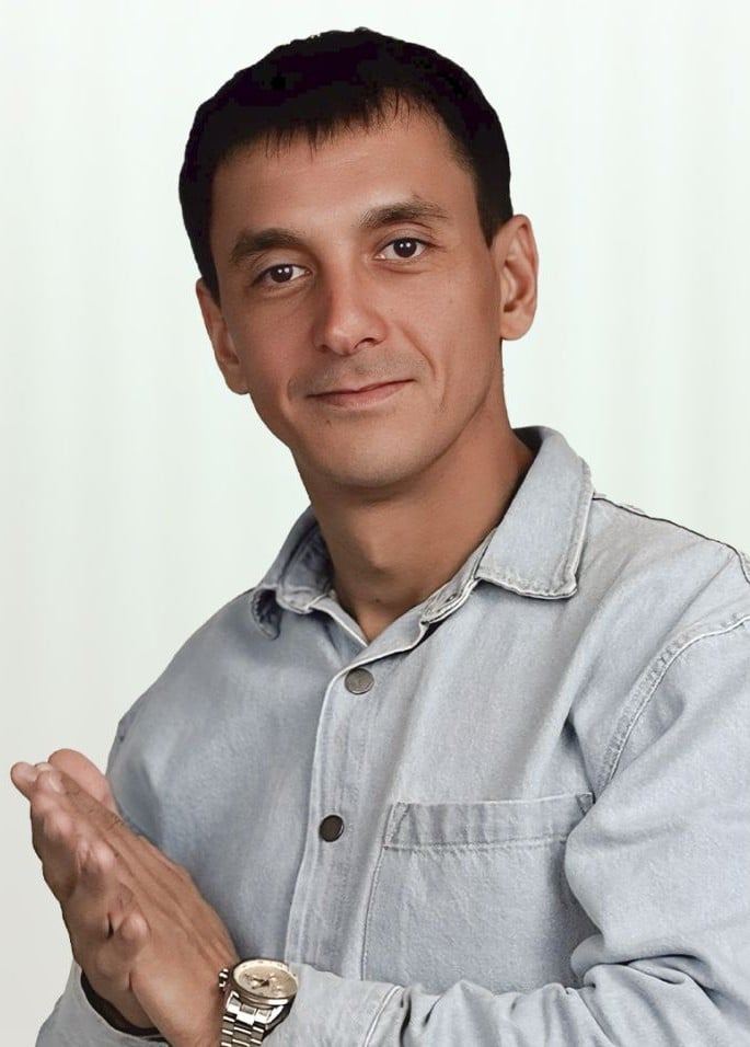 Рустам Асадуллин