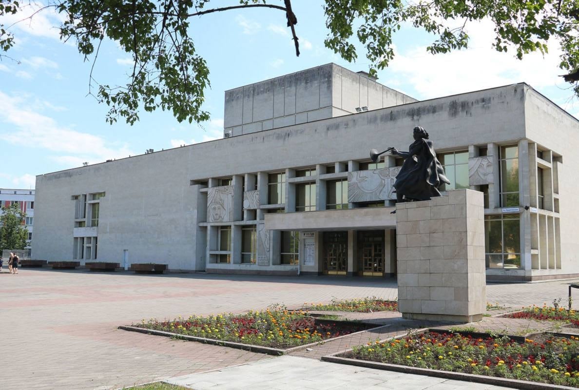 Спектакль «История одного города»