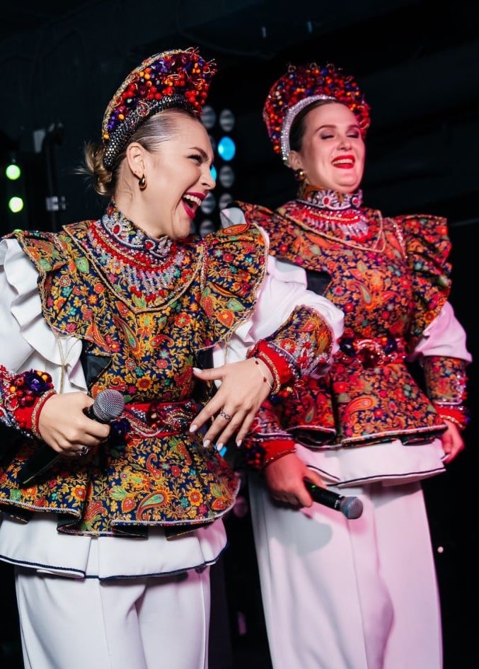Версия народная